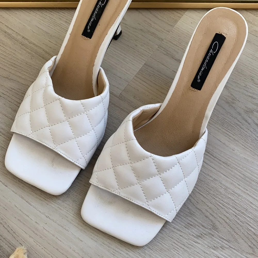 Quilted Heels - Picture 2 of 4